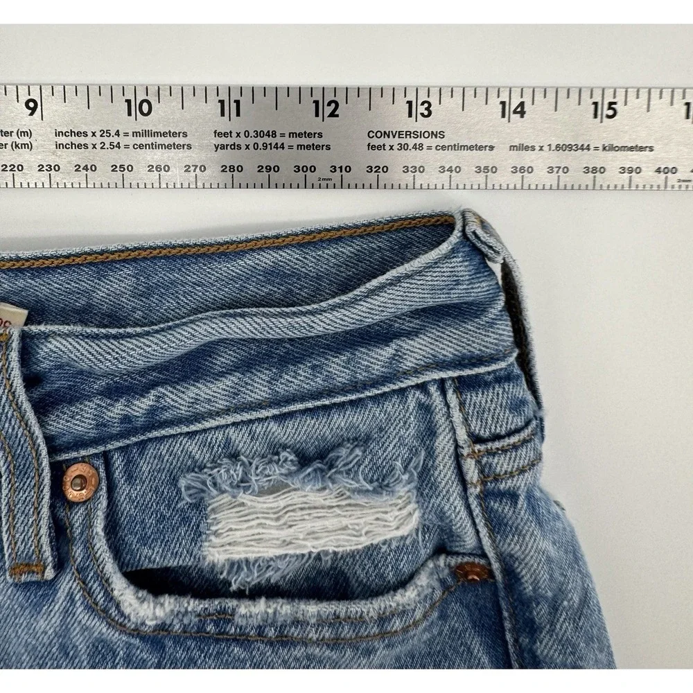 Levi's Wedgie Women's High Rise Cut Off Blue Denim Shorts Button Fly Size 26W